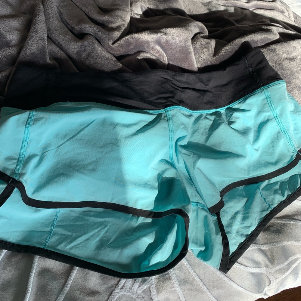 Size 8 lululemon speed shorts